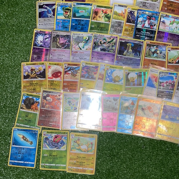 Pokemon Trading Cards Only Mystery Box🆕 - Picture 5 of 9